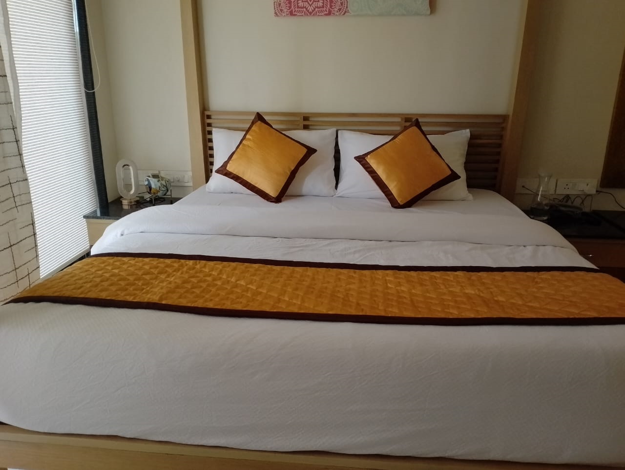 ROOMS Thumbnail